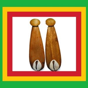 WOODEN COWRIE SHELL DROPS
